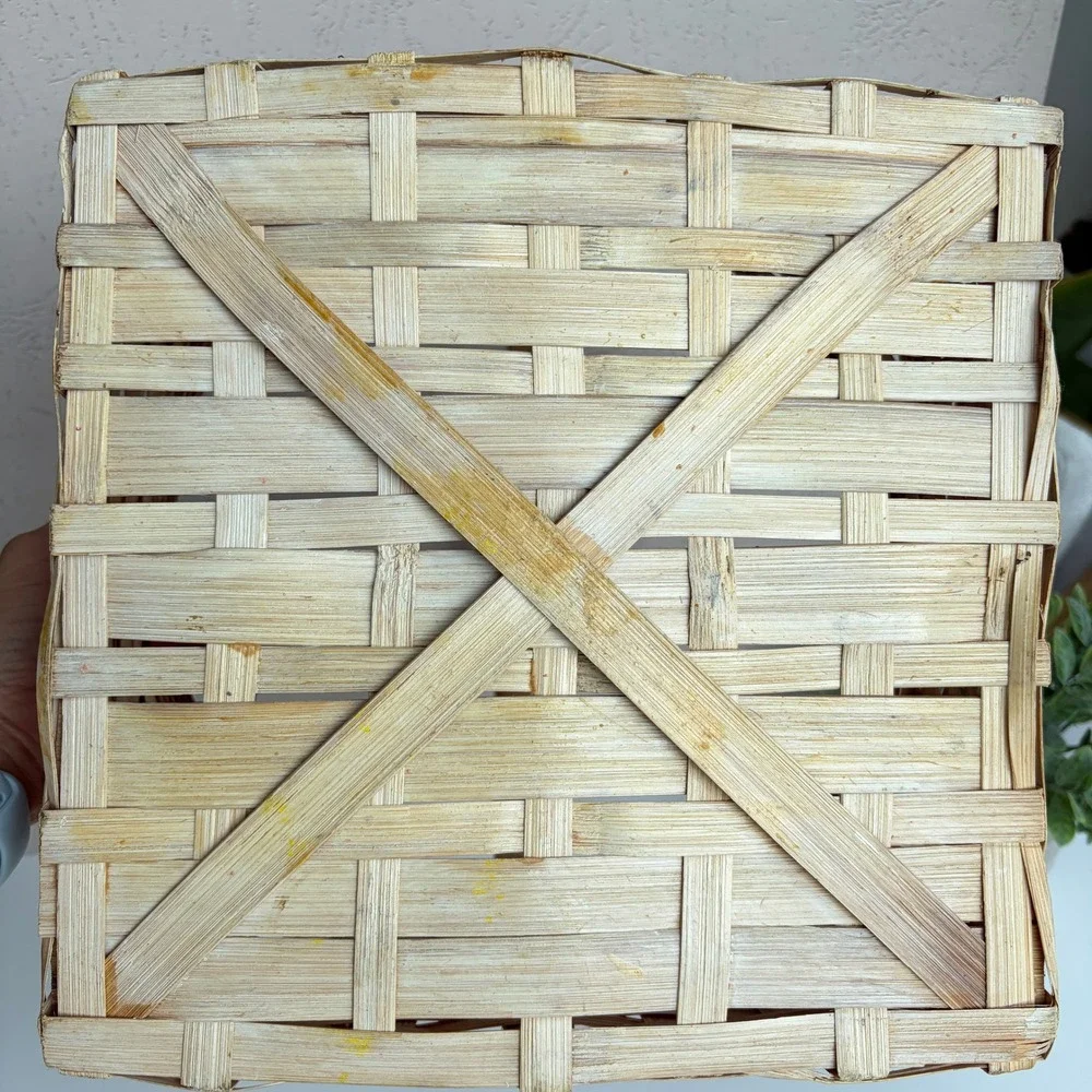 Vintage Woven Wood Splint Strawberry Basket Farmhouse Decor with Handle